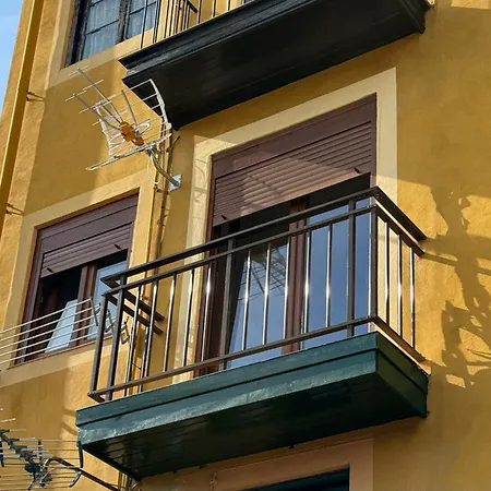 En El Centro De * Santander